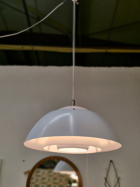 Danish Design Vintage Pendant Lamp "Safari" White – Christian Hvidt, Metal (photo 5 of 6)