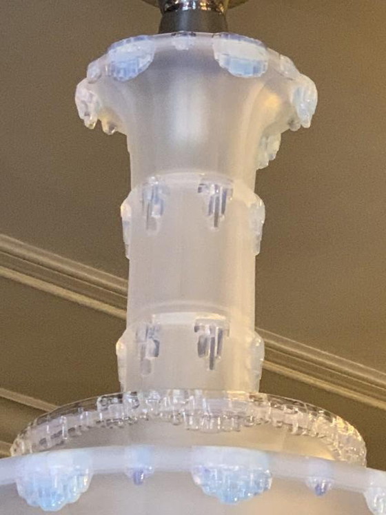 Art Deco Cascade Opaal Matglas Kroonluchter van Jean Gauthier voor Ezan, jaren 30 (photo 2 of 18)