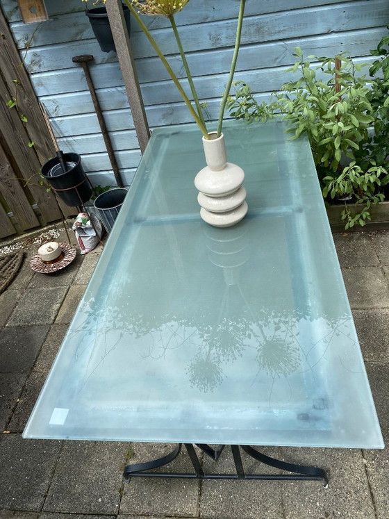 Image 1 of Mooie glazen tuintafel 
