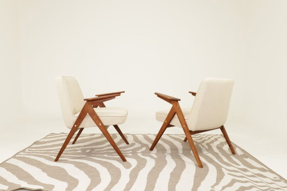 Image 1 of Mid century fauteuils vintage lounge stoel in ecru set van 2 stoelen, compleet gerestaureerd