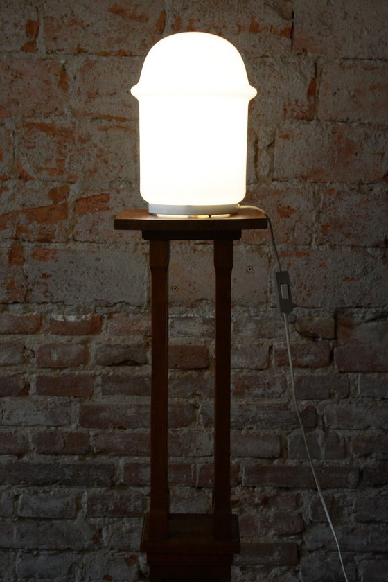 Restored Mid-Century Table Lamp, Lacquered Metal, Opal Glass, Czech, 1960s, White, Mid Century Modern (photo 4 of 7)