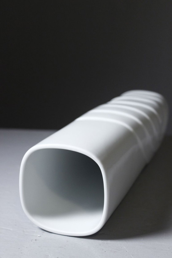 Large vintage porcelain vase Space Age Op Art design Germany 1970s (photo 6 of 7)