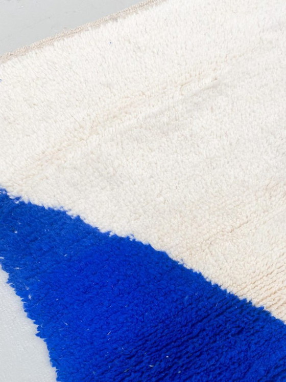 Image 1 of Authentic Moroccan rug 200cmx250cm 