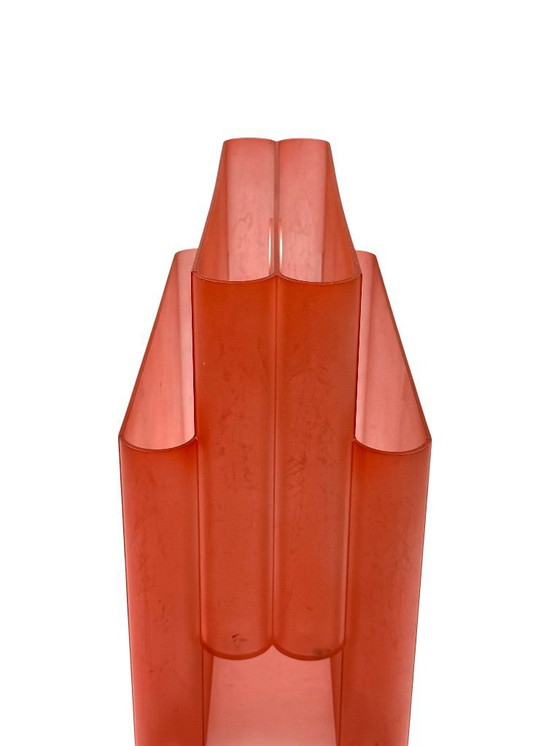 Image 1 of Portariviste in plastica rosa dell'era spaziale, Giotto Stoppino, Kartell anni '70