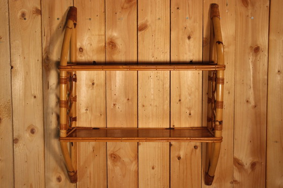 Image 1 of Etagère murale en rotin vintage 