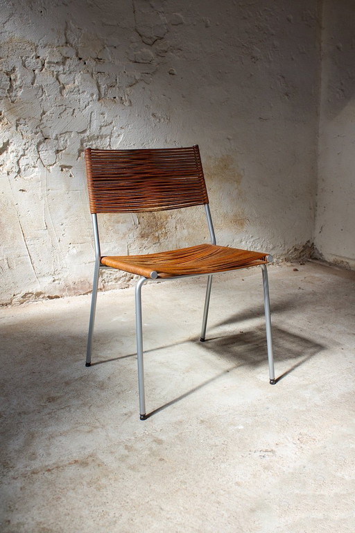 Set aus 4 braunen Leder-Esszimmerstühlen im 90er-Jahre-Spaghetti-Stil „Miss B“ von Tito Agnoli X Bonacina – eetkamerstoelen