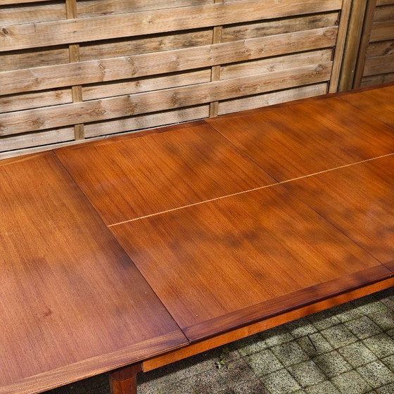 Image 1 of Vintage extendable dining table
