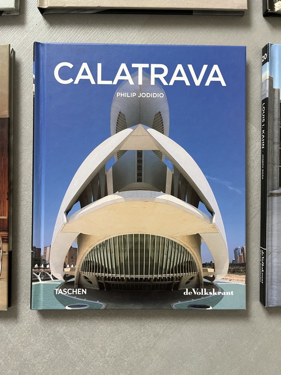 Image 1 of World architects Volkskrant Taschen series