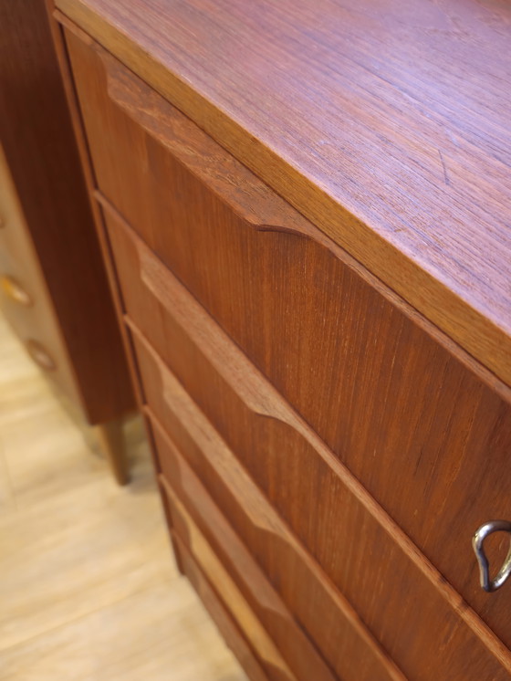 Image 1 of Vintage Deense Ladekast Ladekastje Kast Dressoir 