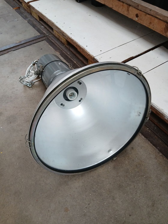 Industrielle Lampen, Pendelleuchten, Glas, Metall, Grau (Foto 8 von 9)