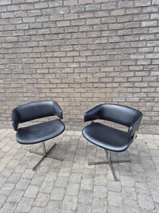 Image 1 of Artifort Geoffrey Harcourt 2 design armchairs F63 black