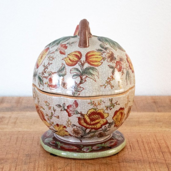Image 1 of Bonbonnière cinese vintage in ceramica a forma di melone/zucca con motivi floreali