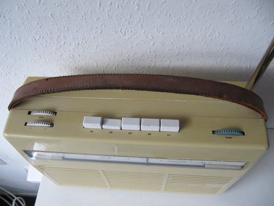 Image 1 of Portable radio Braun T 23 Dieter Rahms