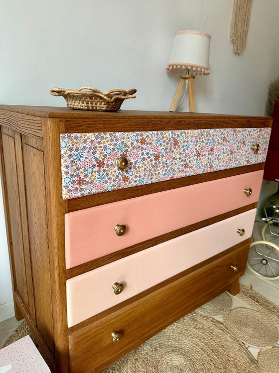 Commode vintage restaurée, bois & rose beige poudrés – Wood (photo 9 of 11)