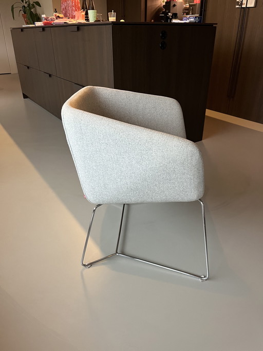 MamyB por Parri design