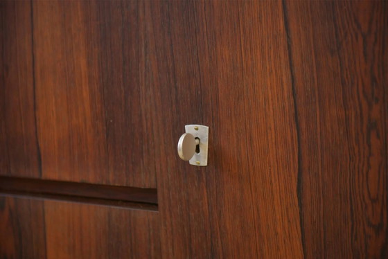 Buffet bar de palisandro, diseño de los años 70 – Armarios de almacenamiento, Madera, Vintage (photo 10 of 13)