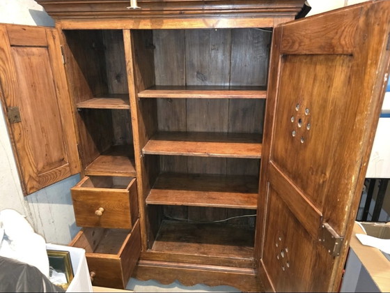 Image 1 of Antiker Eichenholz-Brotschrank