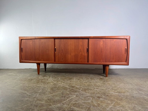 Aparador de teca HP Hansen, diseño danés de mediados de siglo, 1960