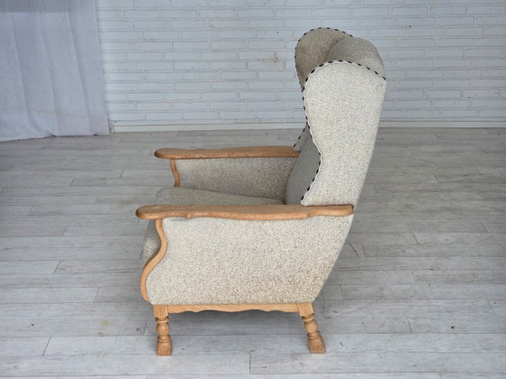 Image 1 of Deense fauteuil met hoge rugleuning uit de jaren 70, bekleed met meubelwol en gemaakt van massief eikenhout.