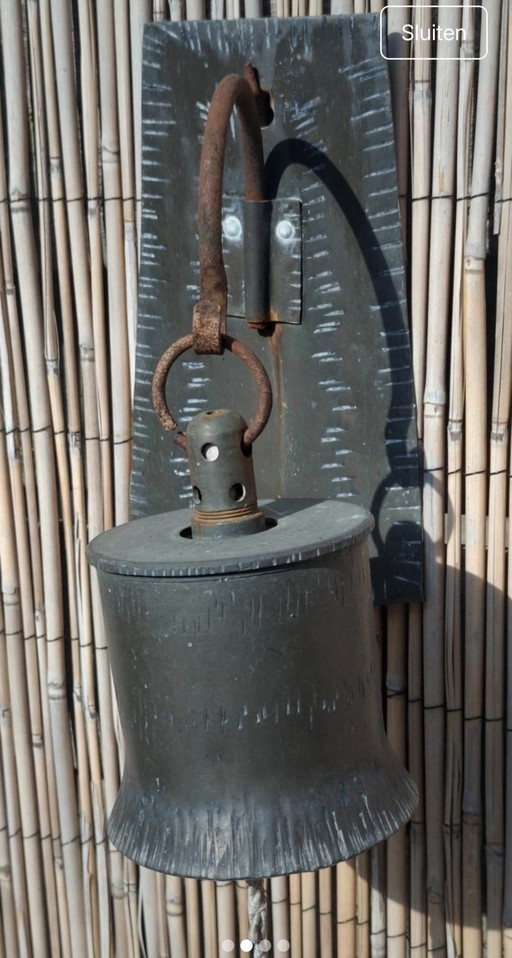 Antike Glocke 1942