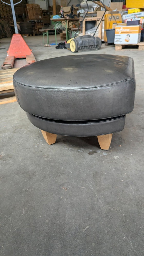 COR Vintage Fauteuil – Leather, Wood (photo 8 of 8)