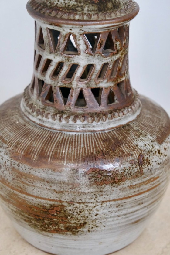 Image 1 of Lampes en céramique ajourée signées