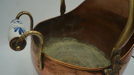 Image 1 of COPPER DUTCH HELMET COAL ASH SCUTLLE BUCKET DELFT BLUE HANDLE BRASS LION HEAD