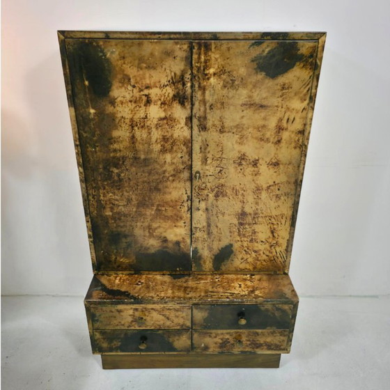 Image 1 of Wunderschöner Ado Tura Getränkeschrank aus der Mitte der 1960er Jahre. Hervorragend gestaltetes Ziegenpergament.