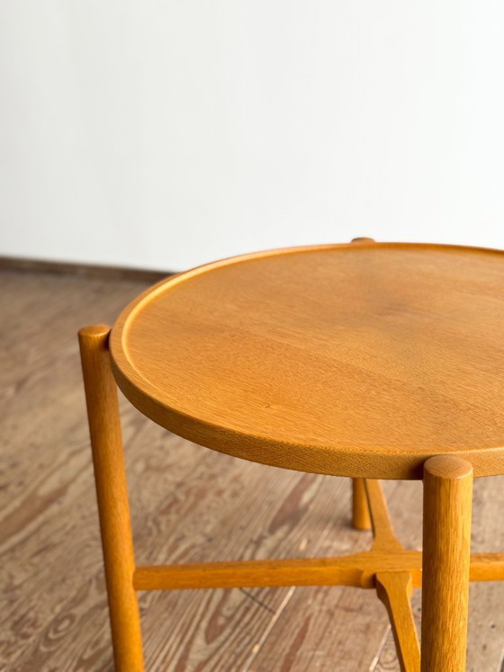 Image 1 of Dienbladtafel AT 35 / PP 35 van Hans J. Wegner voor Andreas Tuck