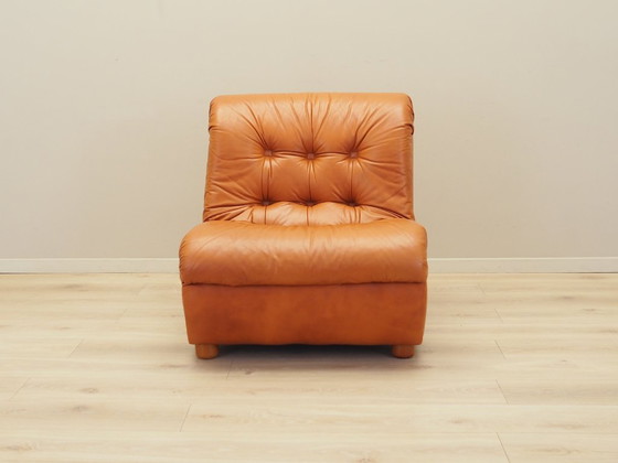 Image 1 of Fauteuil rouge, Design italien, 1970, Production : Italie