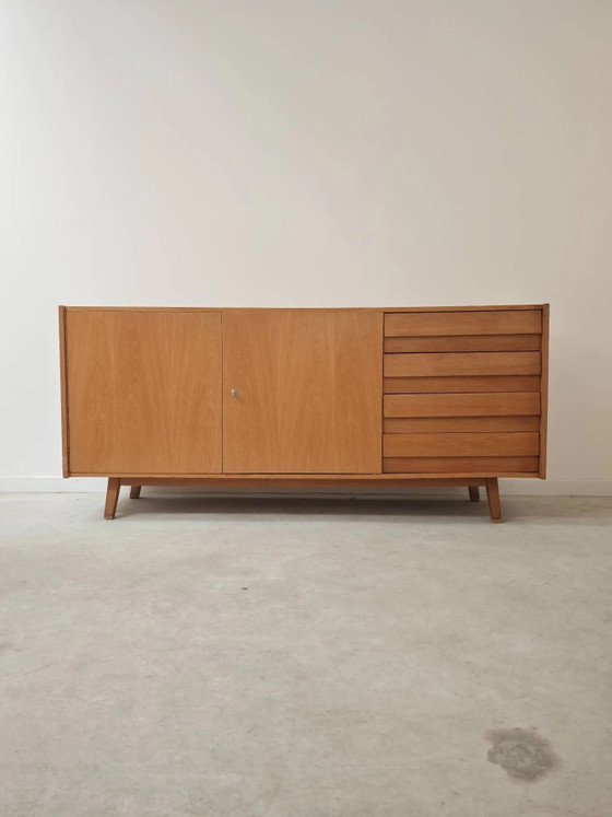 Sideboard ganz aus Holz U460 von Jiri Jiroutek für Interier Praha – Wood, Plastic, Mid Century Modern (photo 2 of 37)