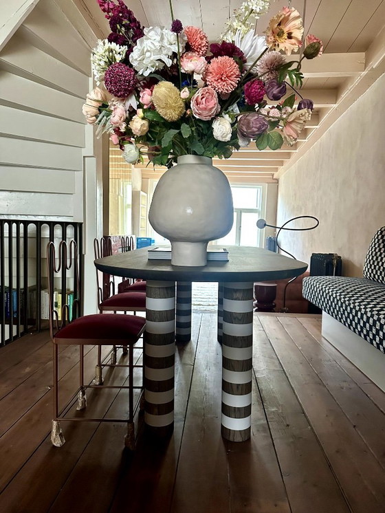 Image 1 of Table à manger design pour 6 personnes