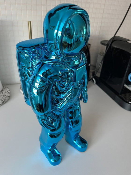 Grande scultura di astronauta Popart Pop Art Statua di lusso con soldi Unica Blu Nuova decorazione – Sculture (photo 3 of 5)