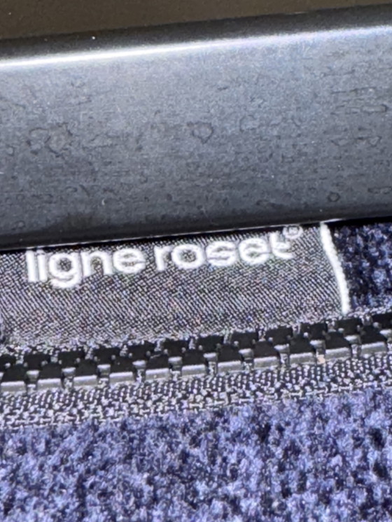 Image 1 of 2 x poltrona Ligne Roset Archi blu scuro