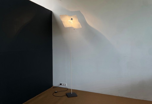 Floor lamp "Area 210" by Vico Magistretti, Artemide.