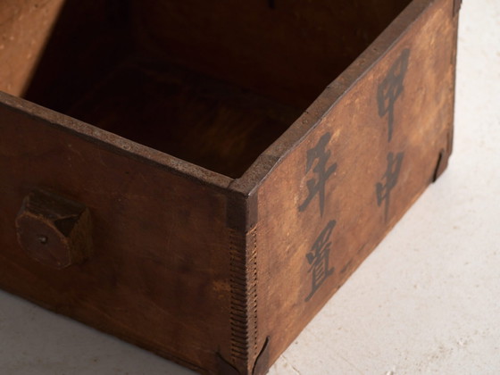 Antieke Chinese grenen kist – China, circa 1900 – Opbergkast, Rustic (photo 14 of 40)