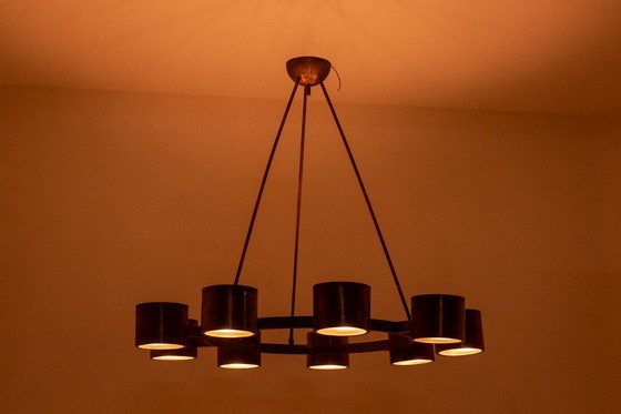 Image 1 of Ronde kroonluchter van mat verguld messing. Hedendaags Italiaans vakmanschap.