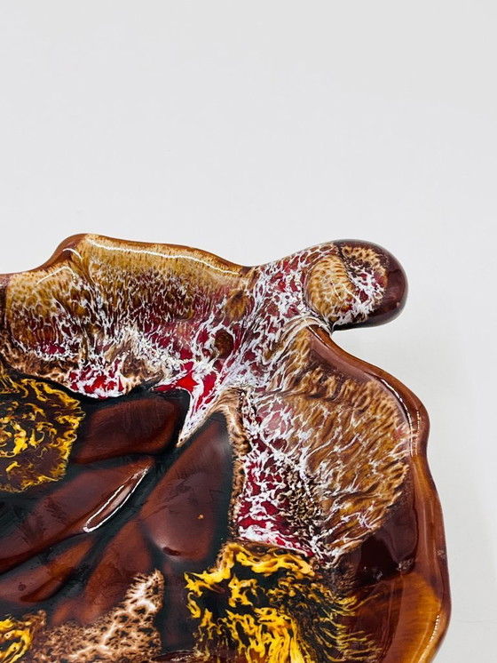 Image 1 of Vallauris Leaf Servant