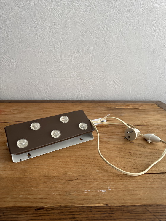 Image 1 of Lampada da parete vintage anni '70/'80 marrone con stelle in plastica 