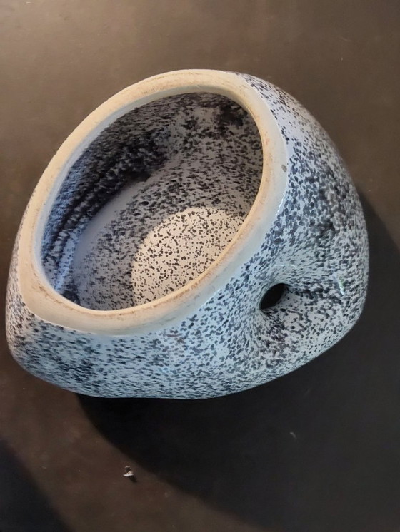 Image 1 of Cendrier vintage signé Alain Guillard avec étiquette 