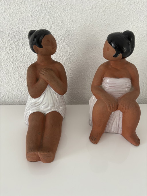 2 Statues Mari Simmulson Uppsala Sweden