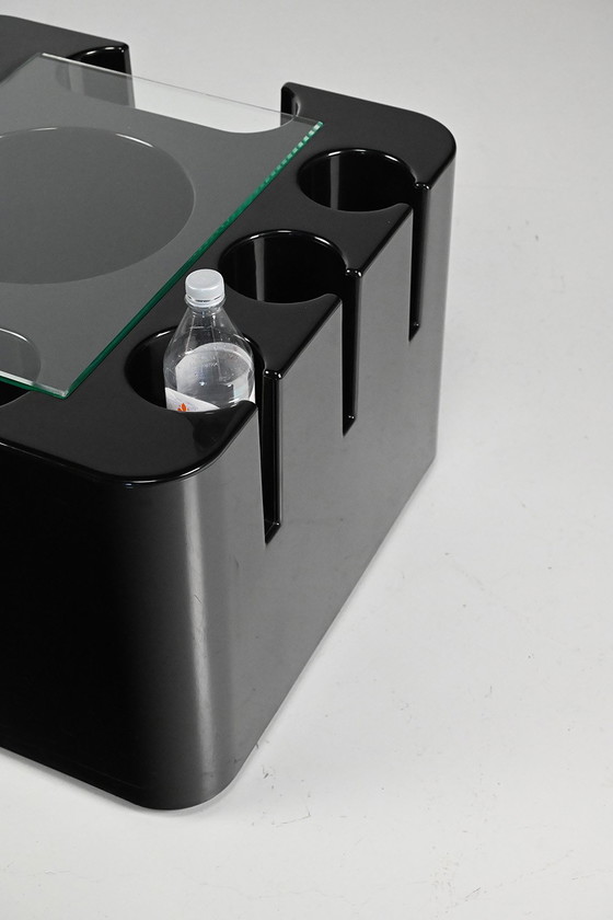 Image 1 of Artemide ‘Bacco’ tafeltje