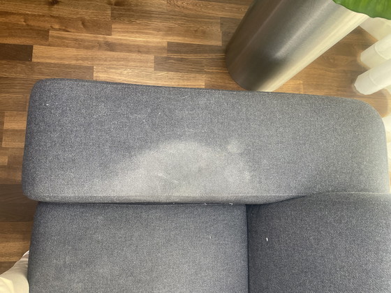 Image 1 of Canapé trois places moderne bas couleur anthracite