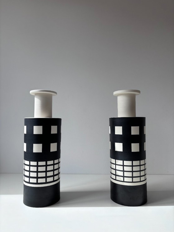 Image 1 of Vase “Rocchetto” – Ettore Sottsass pour Bitossi – Italie, circa 1980 (Hollywood Series)