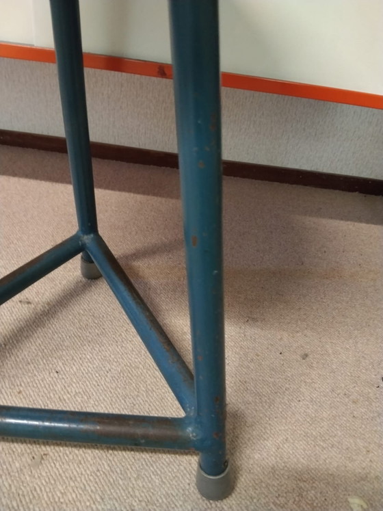 Authentic Vintage Industrial School Stool / Practical Stool – 1960s/1970s – Metal, Wood (photo 12 of 15)