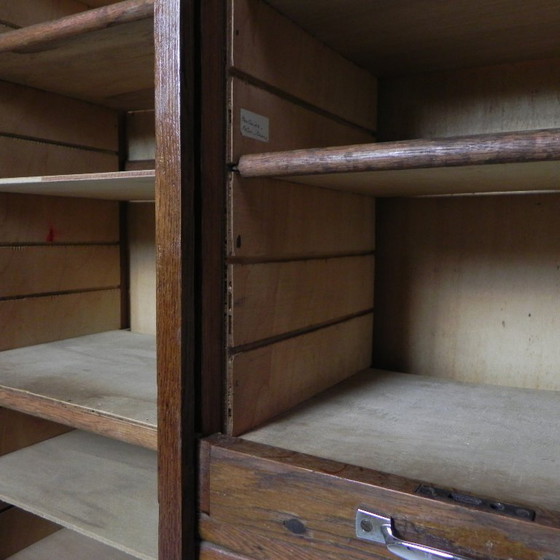 Image 1 of Eichenschrank mit Rollläden und 2 Rollläden, 148 cm hoch, 1950er Jahre