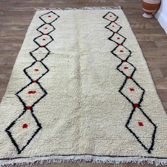 Image 1 of Elegant Beni Ouarain Rug – 100% Wool Handwoven (260×151 cm)