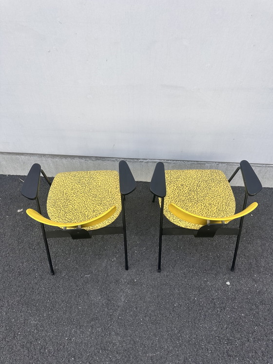 Image 1 of Mesa de centro y dos sillones, diseñados por Willy van Der Meeren, Bélgica, 1950.