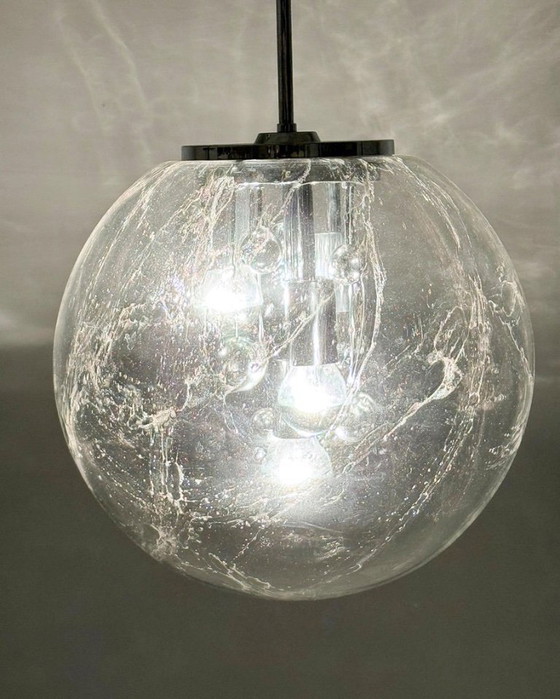 Image 1 of Hanglamp in ruimtetijdstijl uit de jaren 70, model “8926” 'Big Ball' van DORIA, Duitsland.