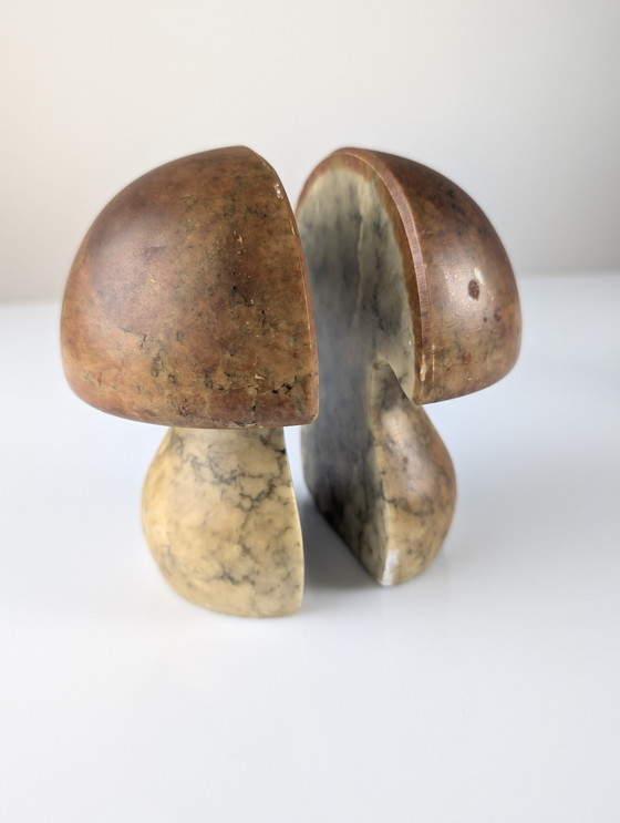 Image 1 of Fermalibri a forma di fungo in alabastro, Italia, anni '60